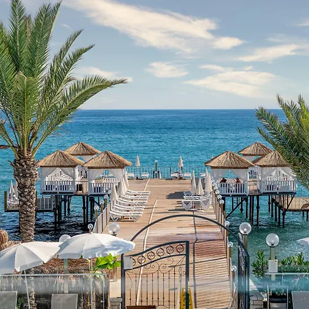 Mirador & Hotel 4*